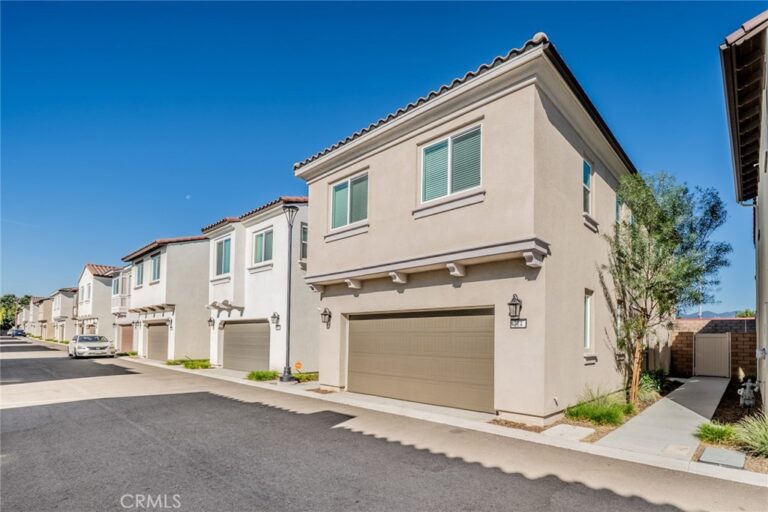 214 Bonita Lane, Rialto