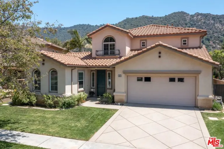 22 Moonridge Court, Azusa