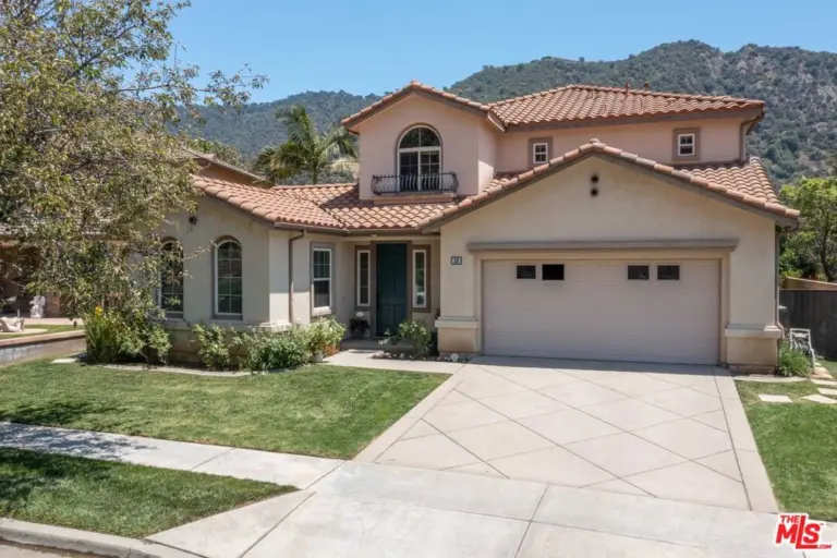 22 Moonridge Court, Azusa