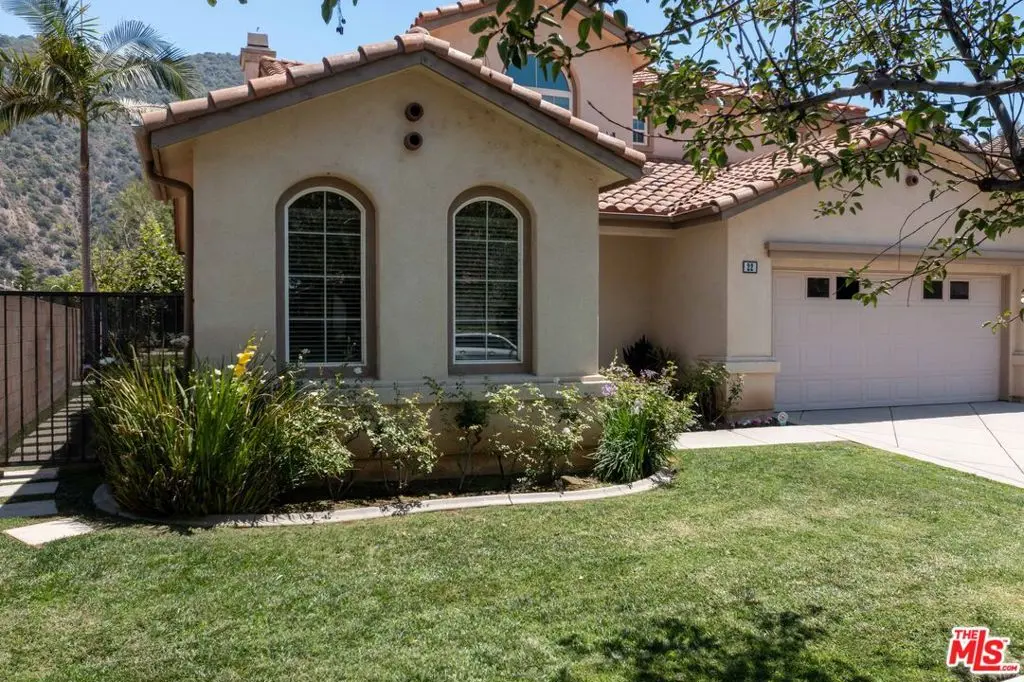 22 Moonridge Court, Azusa