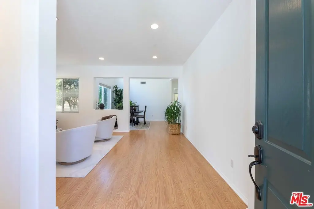 22 Moonridge Court, Azusa