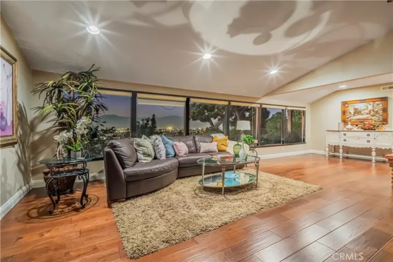 2333 N Coronet Court, Covina