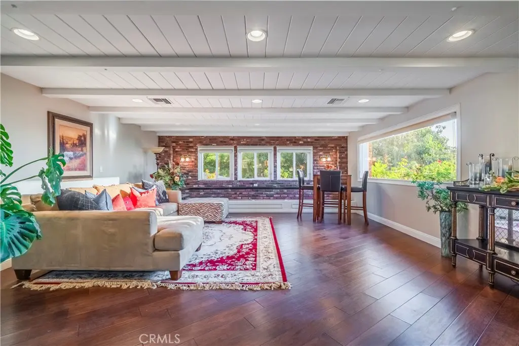 2333 N Coronet Court, Covina
