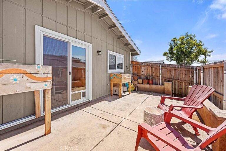 2369 S Reservoir, Pomona
