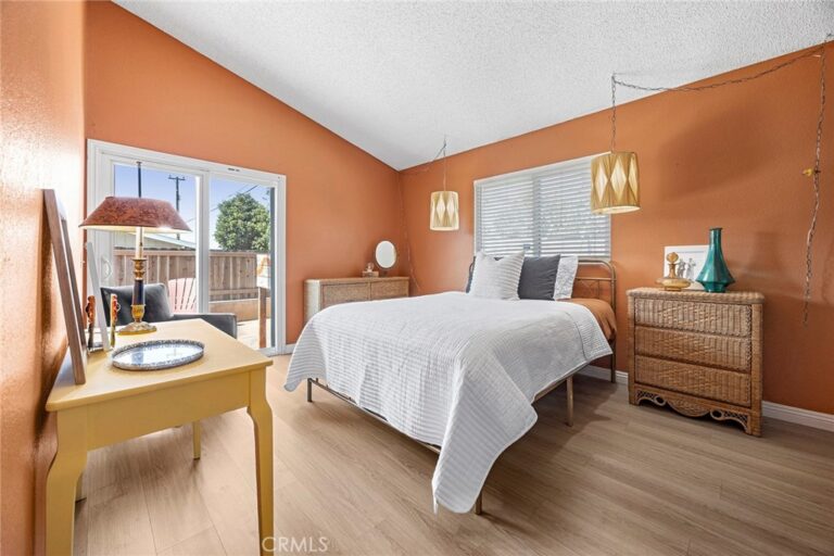 2369 S Reservoir, Pomona