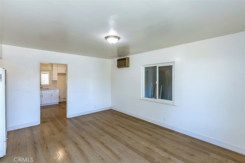 2416 Stanford Avenue, Pomona