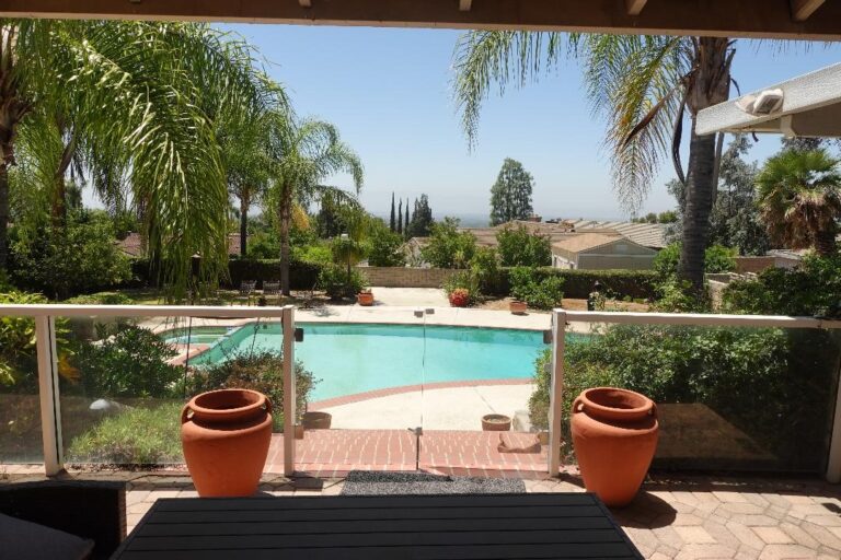 2534 E Vista, Upland