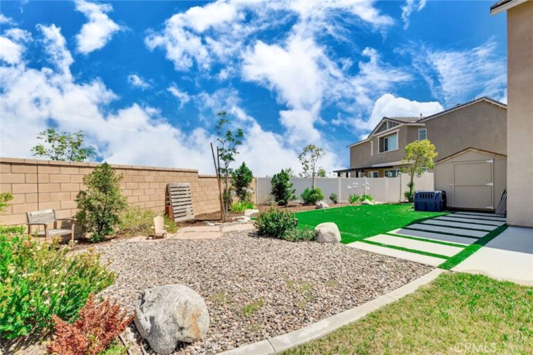 2573 Hannah Creek Lane, Rialto