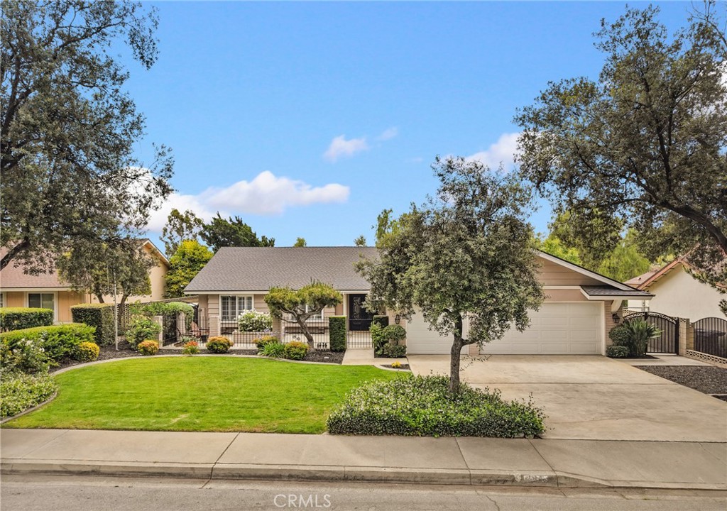 264 E Radcliffe Drive, Claremont