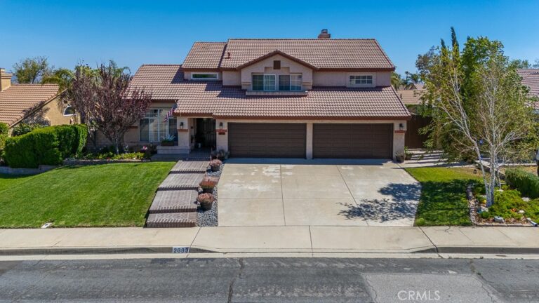 2693 W La Morada Drive, Rialto