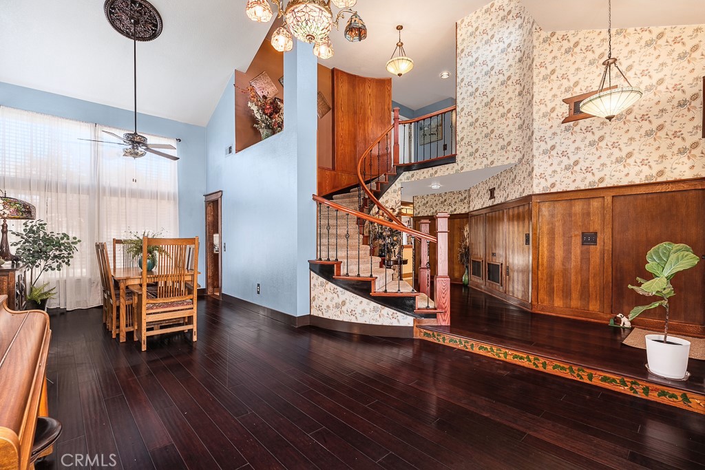 2693 W La Morada Drive, Rialto