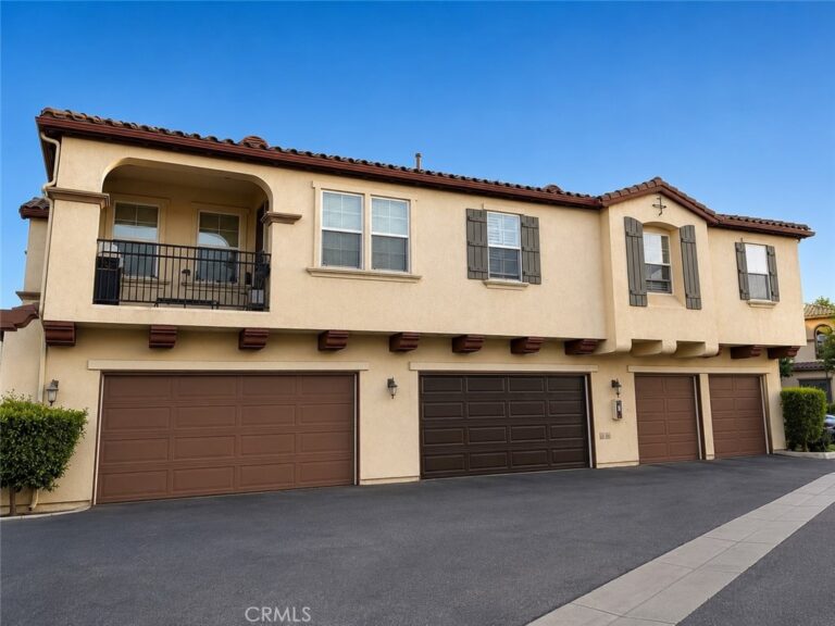 2750 E Oak Hill #12, Ontario