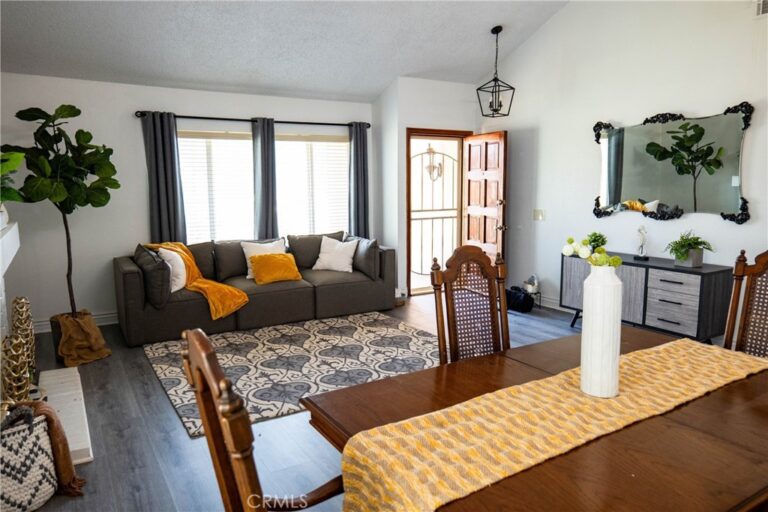 2852 E Walnut, Ontario
