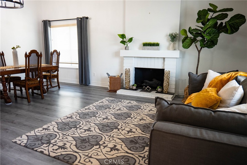 2852 E Walnut, Ontario