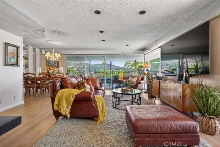 2904 Far View, West Covina