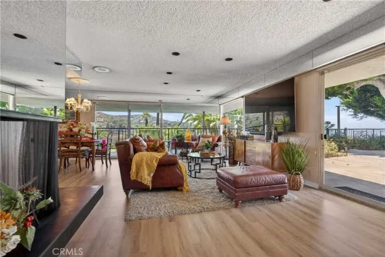 2904 Far View, West Covina