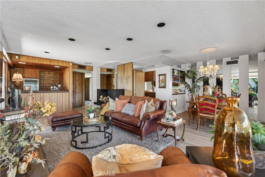2904 Far View, West Covina