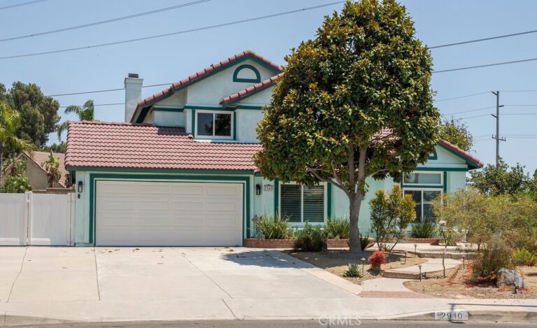2940 Tumbleweed Street, Ontario