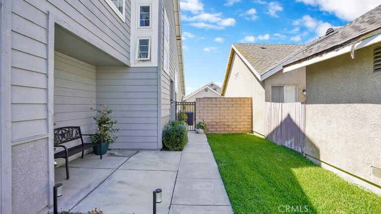 3108 Antler, Ontario