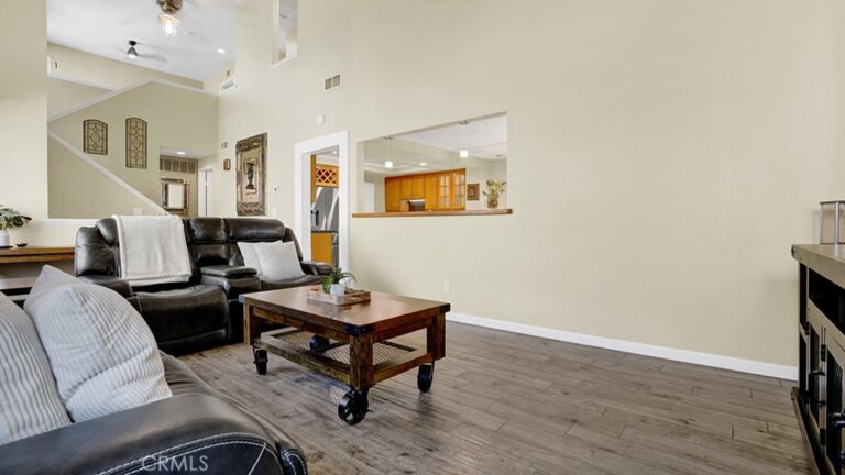 3108 Antler, Ontario