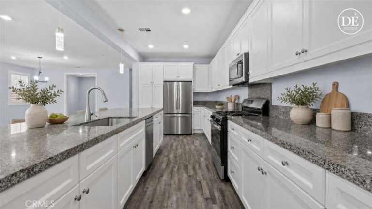 3147 E Yellowstone Drive, Ontario