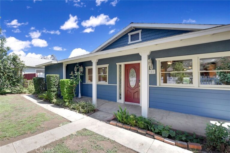 316 W 5th Street, San Dimas