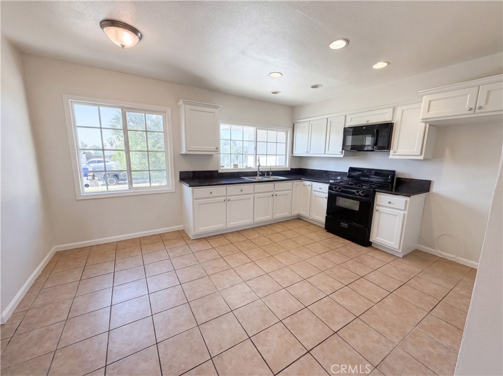 322 E Mariposa, Rialto
