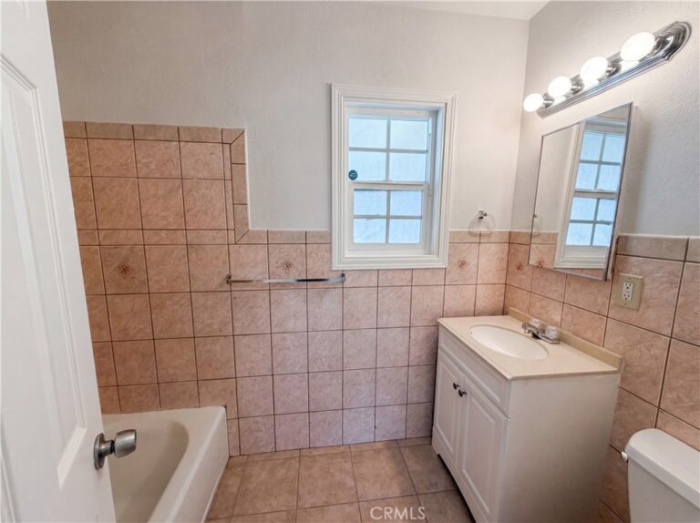 322 E Mariposa, Rialto