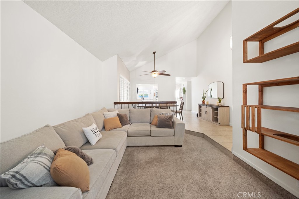 323 W Dawson Court, Glendora