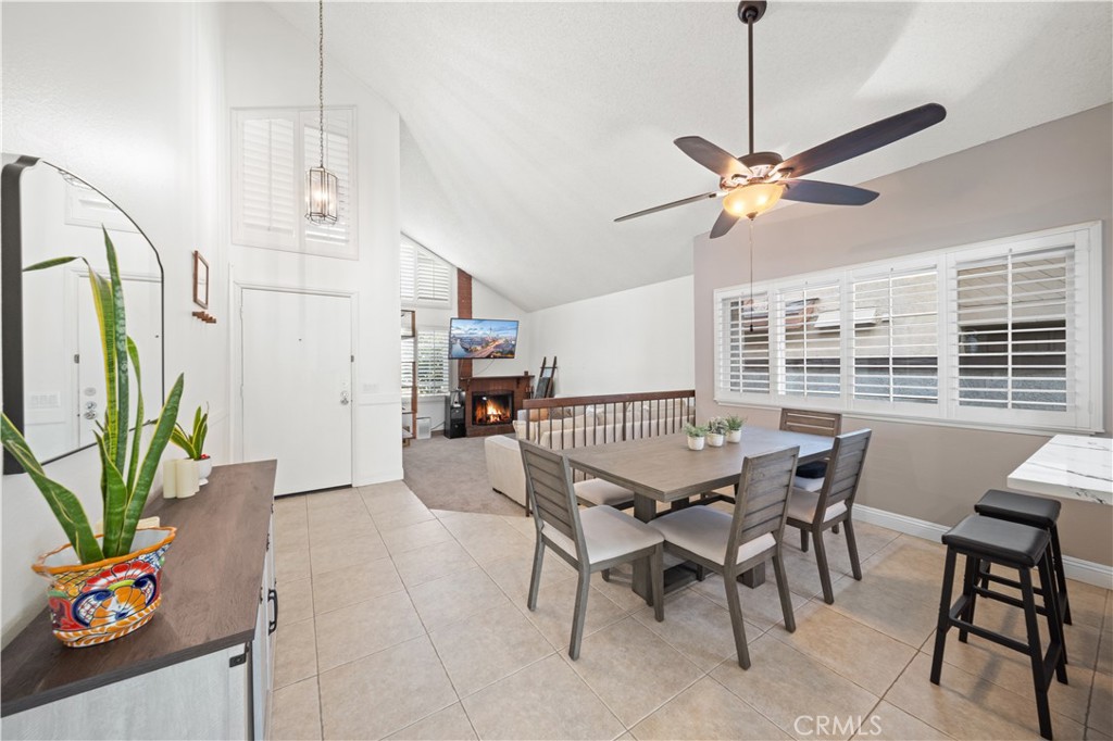 323 W Dawson Court, Glendora