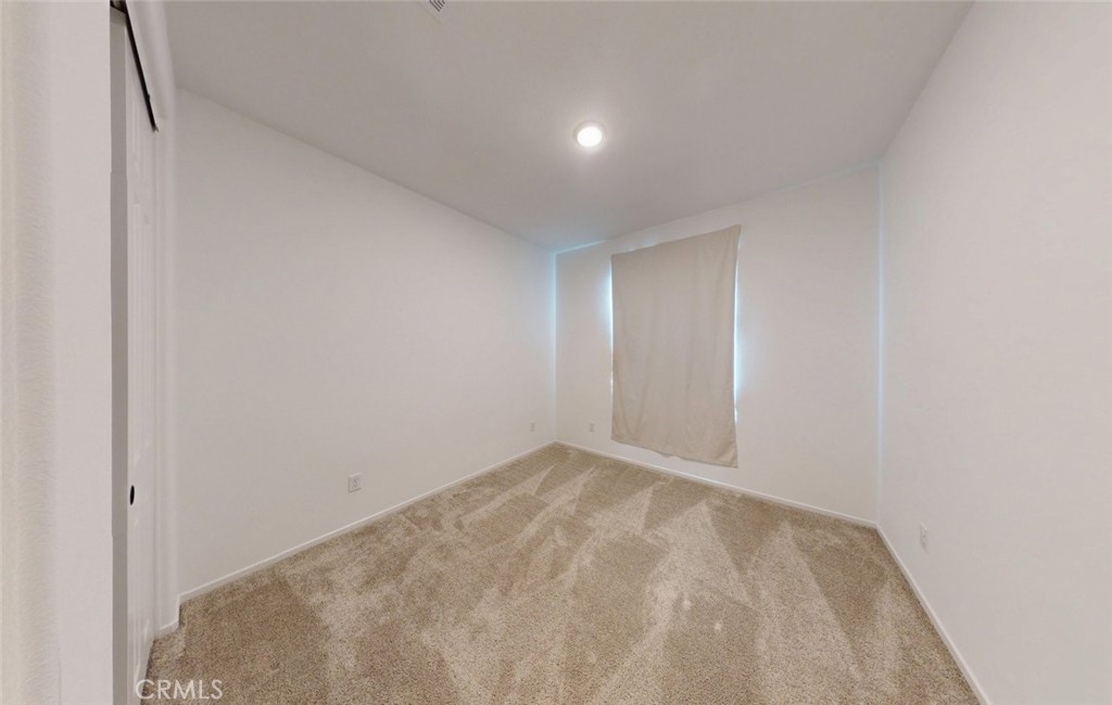 340 Lilly, Rialto