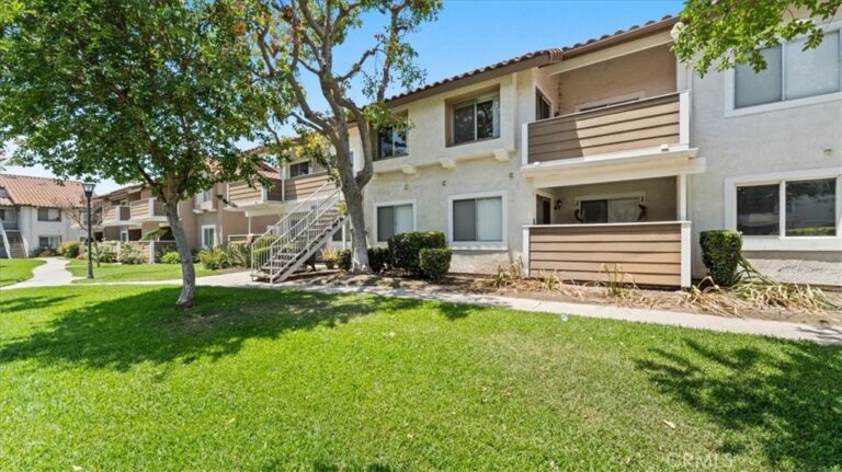 3651 Country Oaks Loop #D, Ontario