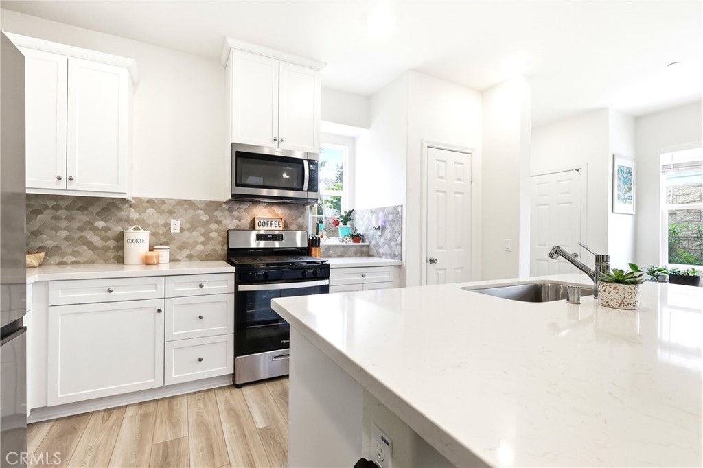 4005 E Carmel Privado Avenue, Ontario