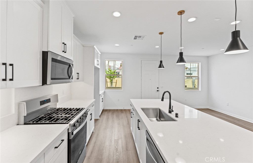 4243 East Honeybee Paseo, Ontario