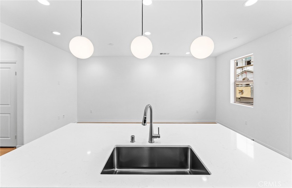 4249 East Honeybee Paseo, Ontario