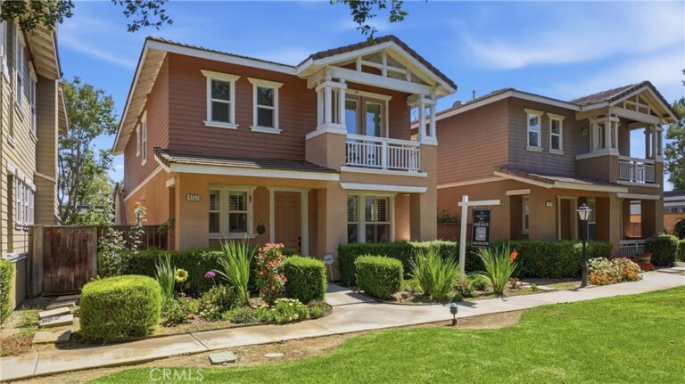 4257 Emerald, La Verne