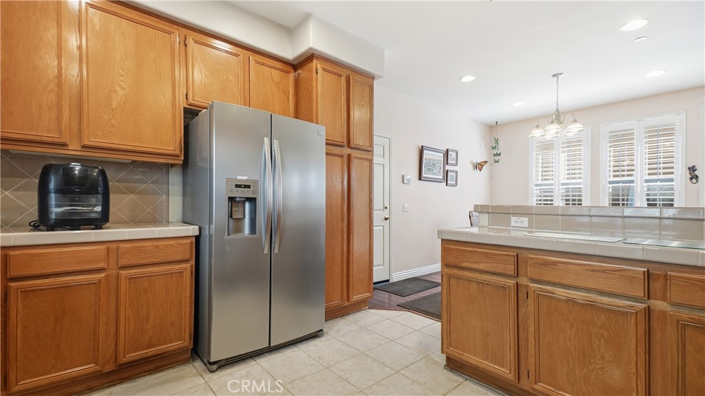 4257 Emerald, La Verne