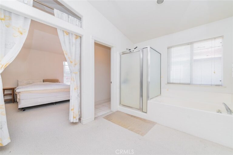 437 E Deerfield, Ontario