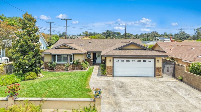 4766 Westside, La Verne
