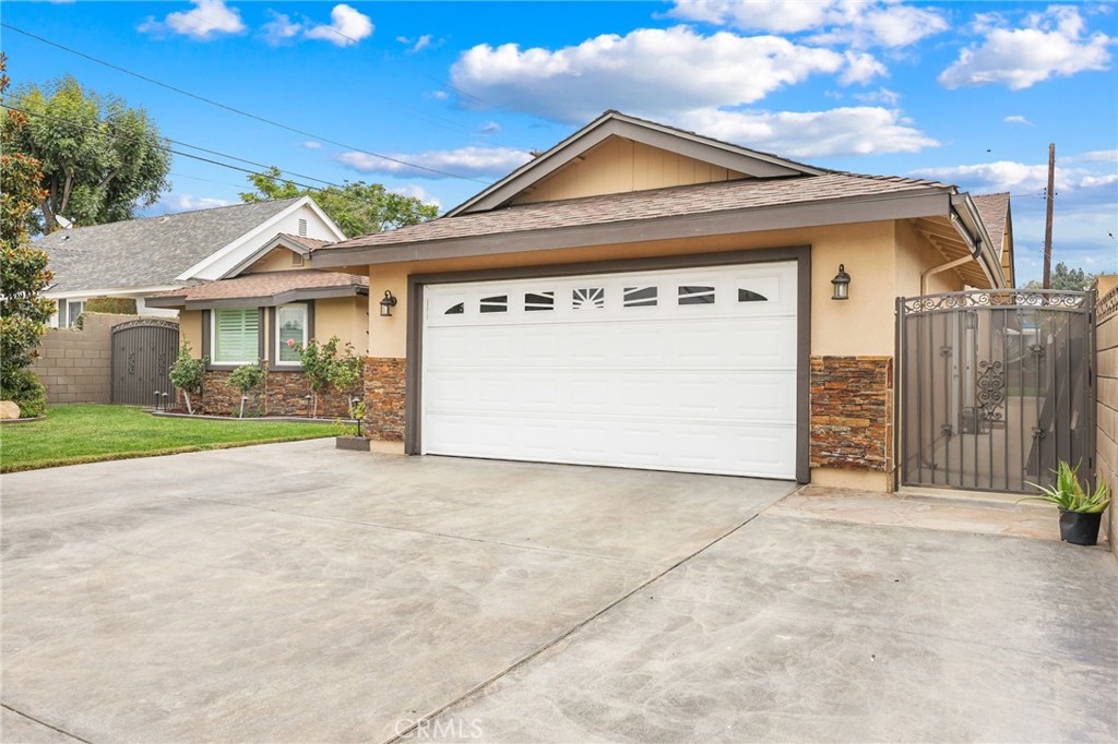 4766 Westside, La Verne
