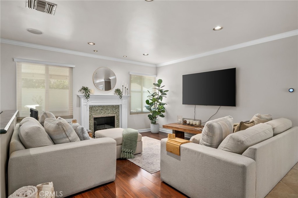 518 Converse, Claremont
