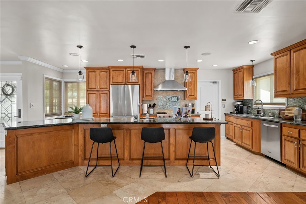 518 Converse, Claremont