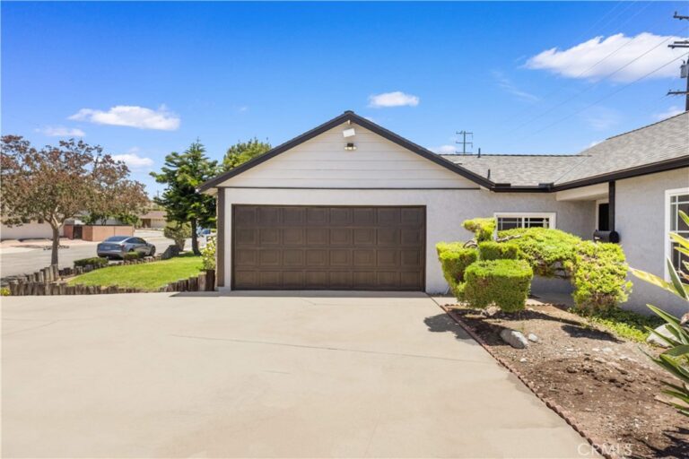 528 Essex, Glendora