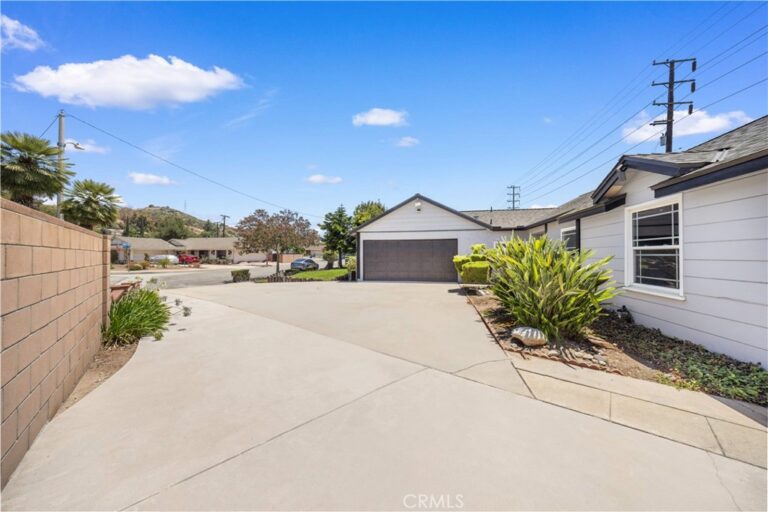 528 Essex, Glendora