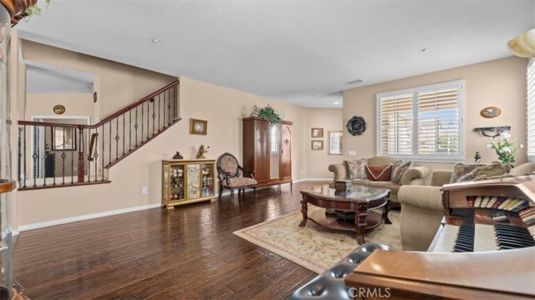 5422 Osprey ct, Fontana