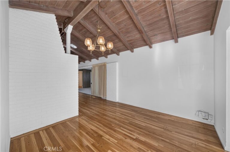 543 Ranch Lane, Glendora