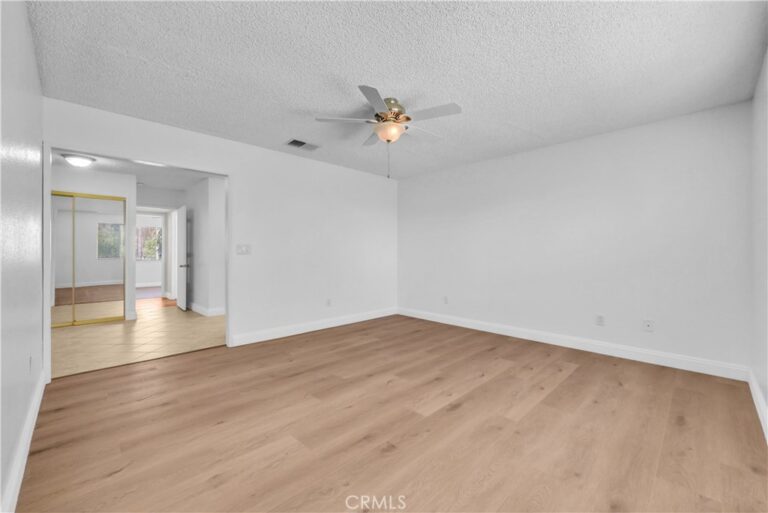 553 E Home, Rialto
