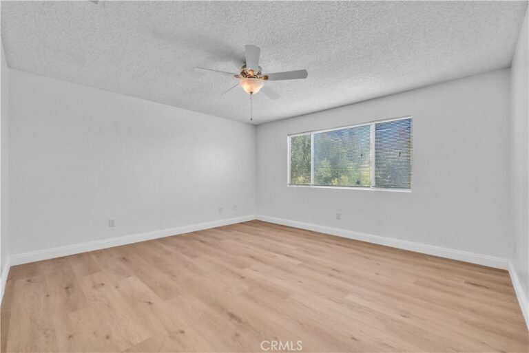 553 E Home, Rialto