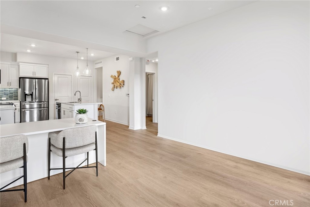 555 Gregory Way, Glendora