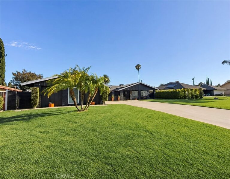 5602 Sycamore, Rialto
